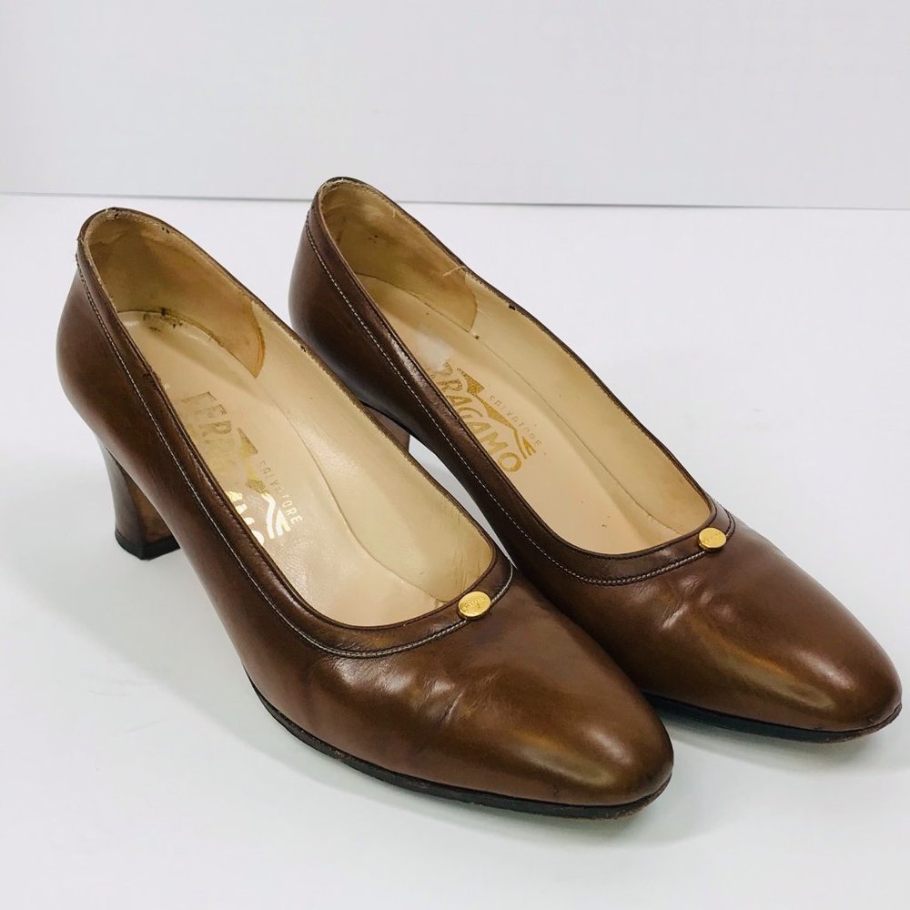 Salvatore Ferragamo Brown Leather Italian VTG Pump